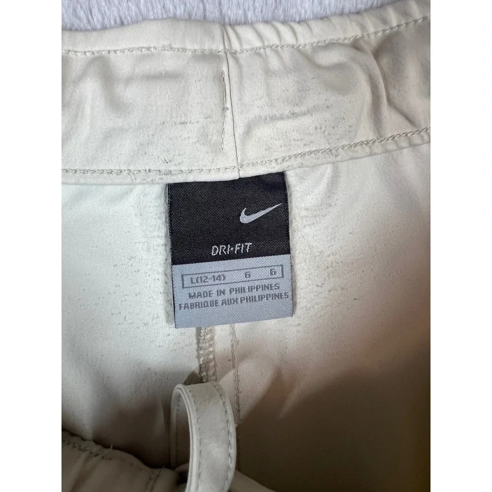Nike Dri-FIT Womens Cream Beige‎ Athletic Golf Hiking Shorts Cinch Side Size L